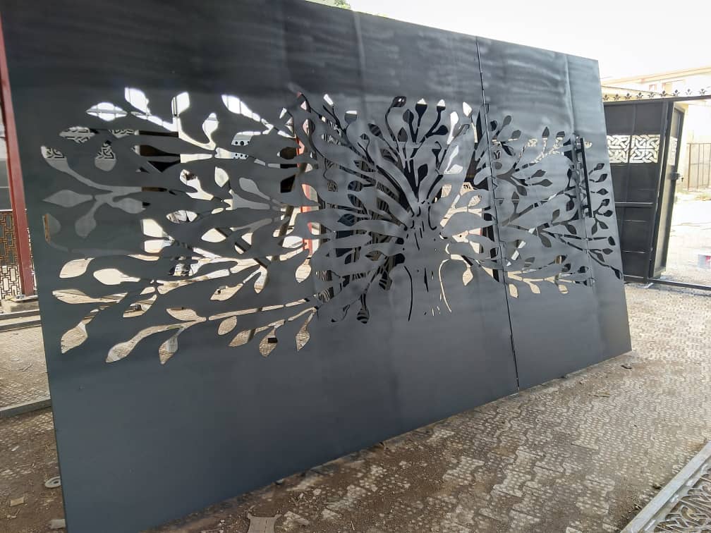 4200x2400 Lasercut Gate 2020LCG015